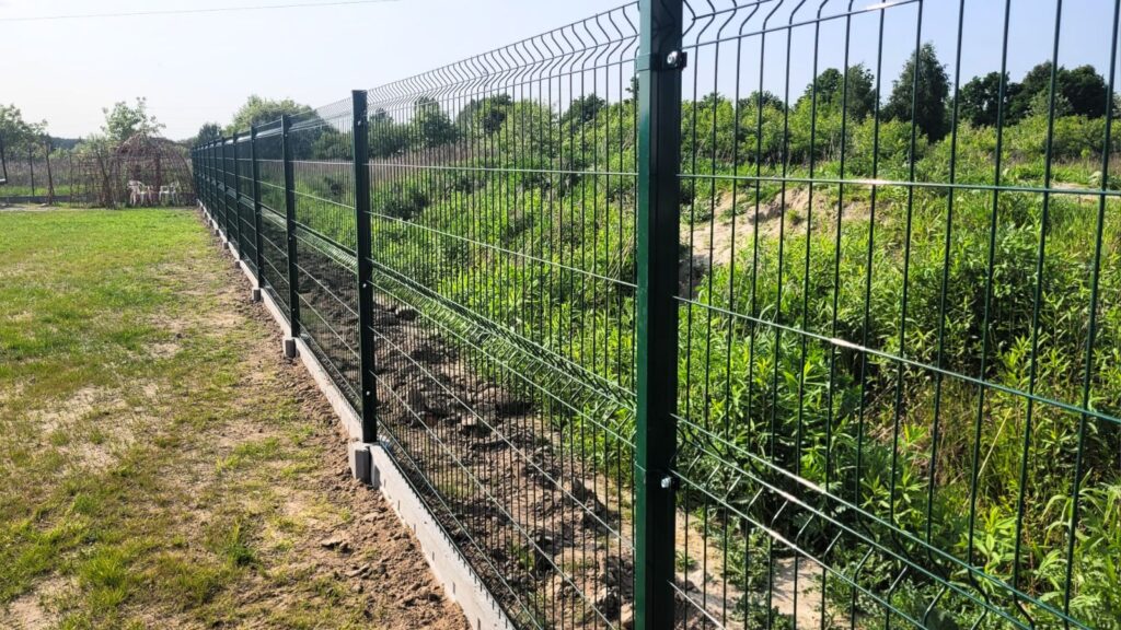 Ogrodzenie panelowe przy firmie